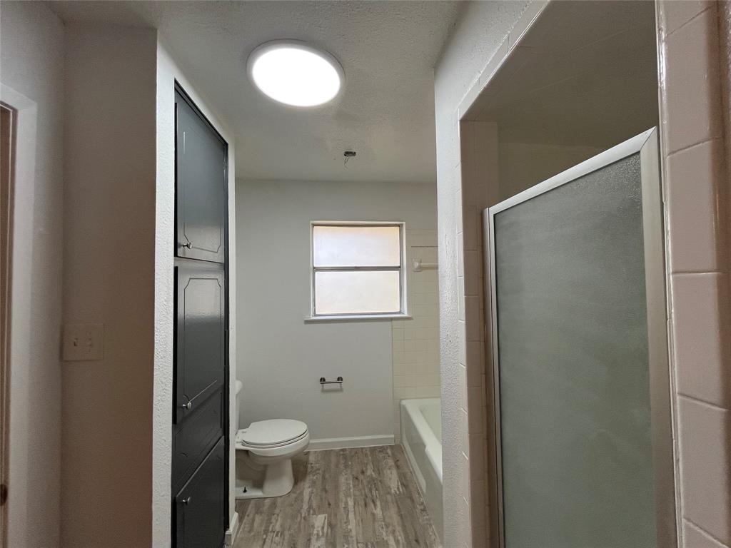 Subd DECORDOVA BEND - Residential Lease