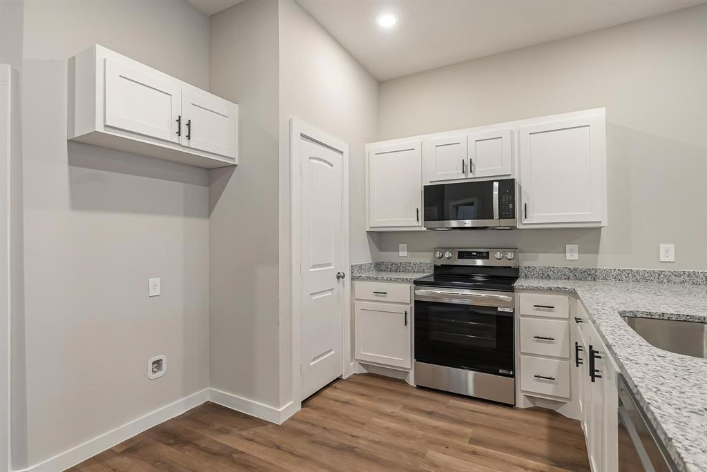 Sandy Crk Vlg Add Sec 2 - Residential Lease