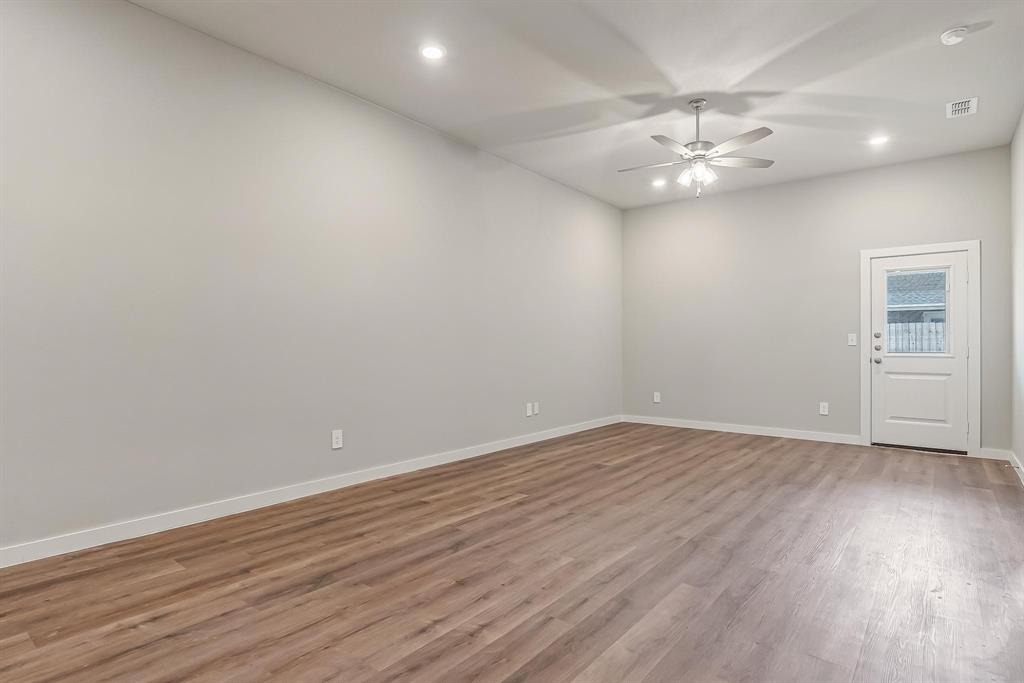 Sandy Crk Vlg Add Sec 2 - Residential Lease