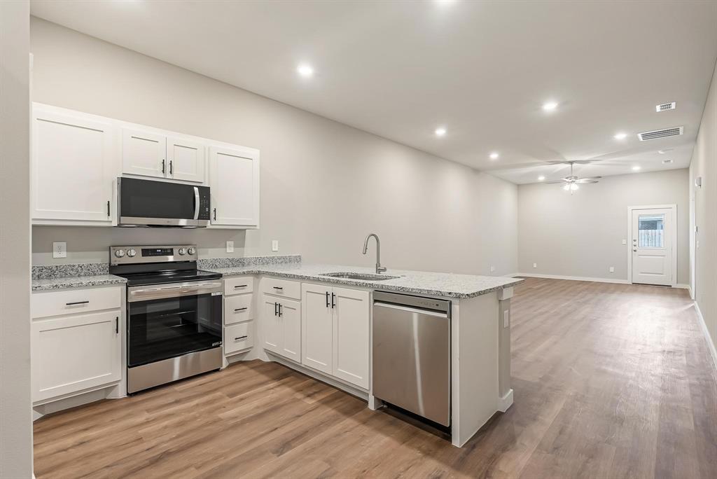 Sandy Crk Vlg Add Sec 2 - Residential Lease