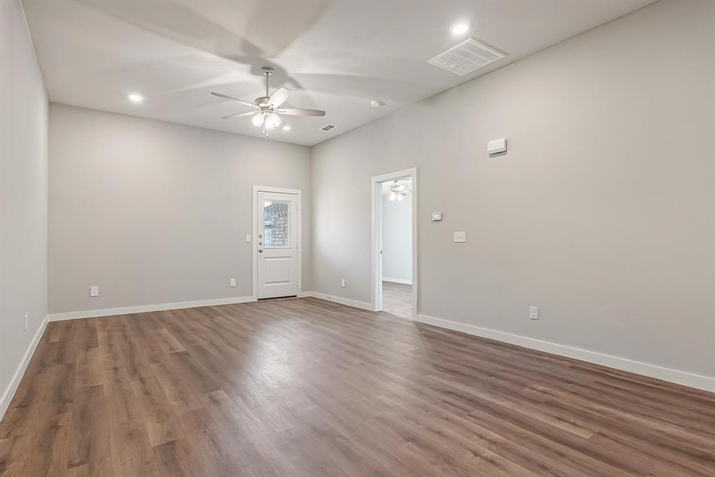 Sandy Crk Vlg Add Sec 2 - Residential Lease