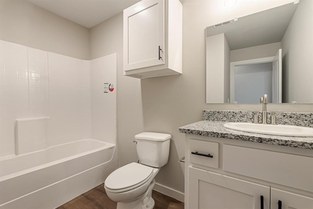 Sandy Crk Vlg Add Sec 2 - Residential Lease