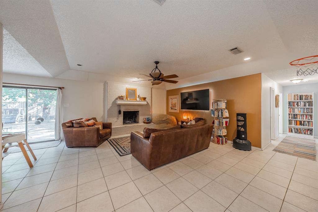 518 Meadowbrook Street