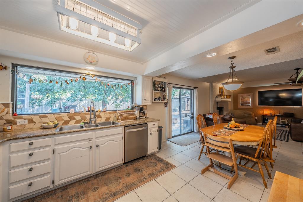 518 Meadowbrook Street