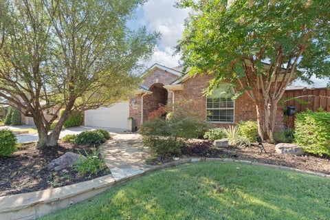 Photo of 3409 Ballard Drive, Grapevine, TX 76092 (MLS # 21373387)