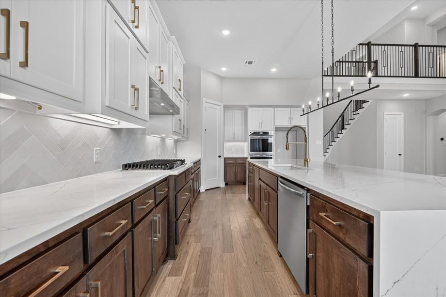 971 Fallkirk Drive