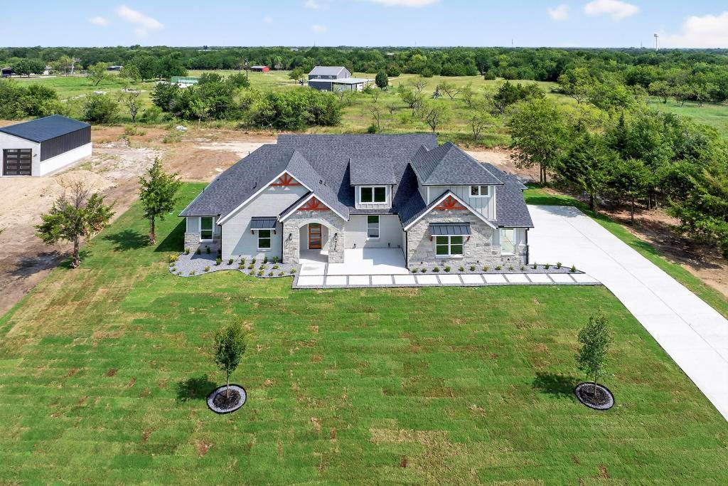 4158 Southern Oaks Drive