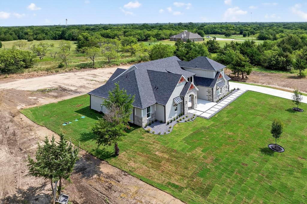 4158 Southern Oaks Drive