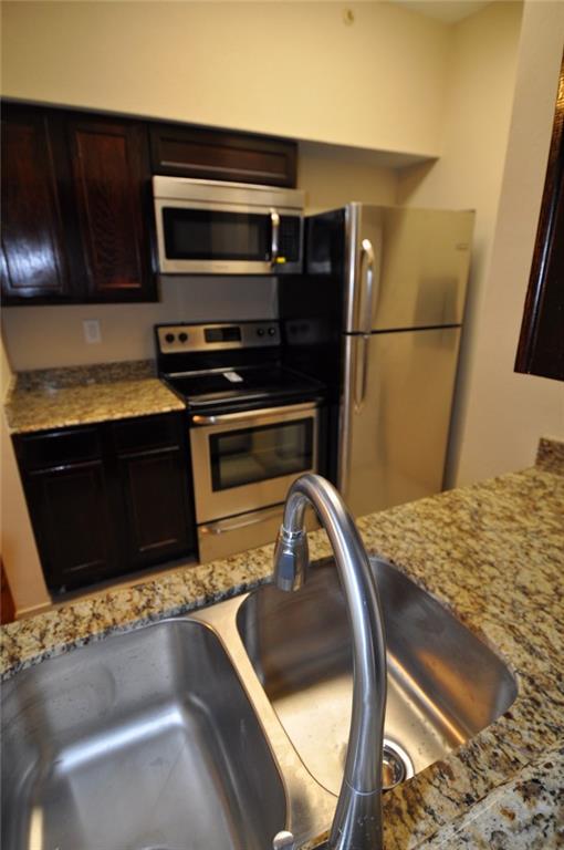 EASTON CONDOMINIUMS - Residential Lease