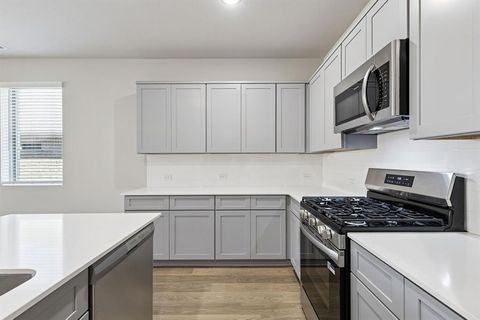 Tiny photo for 15028 Leighton Creek Court, Fort Worth, TX 76052 (MLS # 21341615)