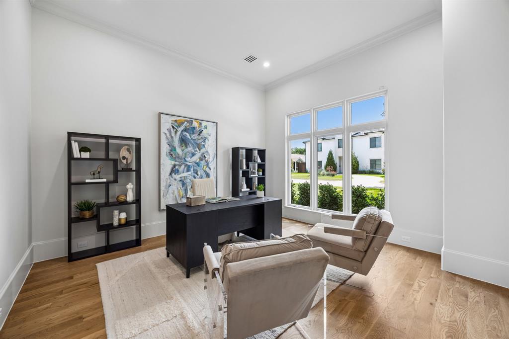 9939 Ontario Lane