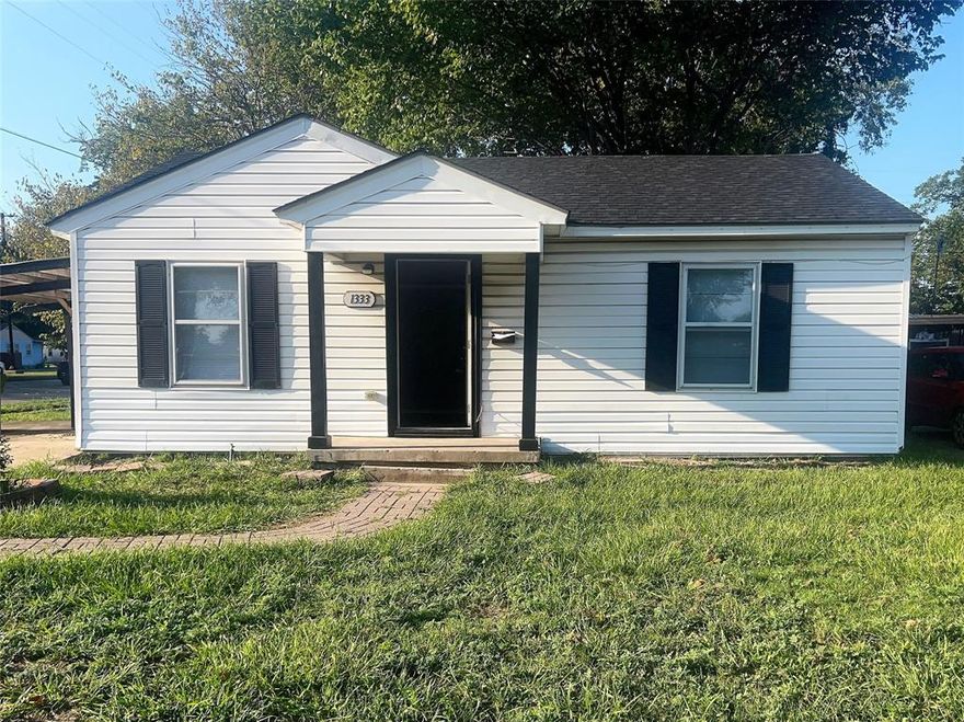 Completely updated home, move-in ready! No section 8. Eviction or bankruptcy in past 4 years need not apply. Tenant must keep renter's insurance. Listing broker does not work with unrepresented tenant, please do not call listing office, contact your own agent to see home.