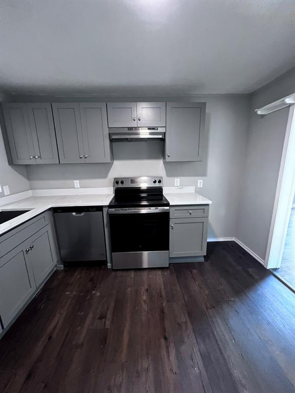 Freeman Heights - Residential Lease