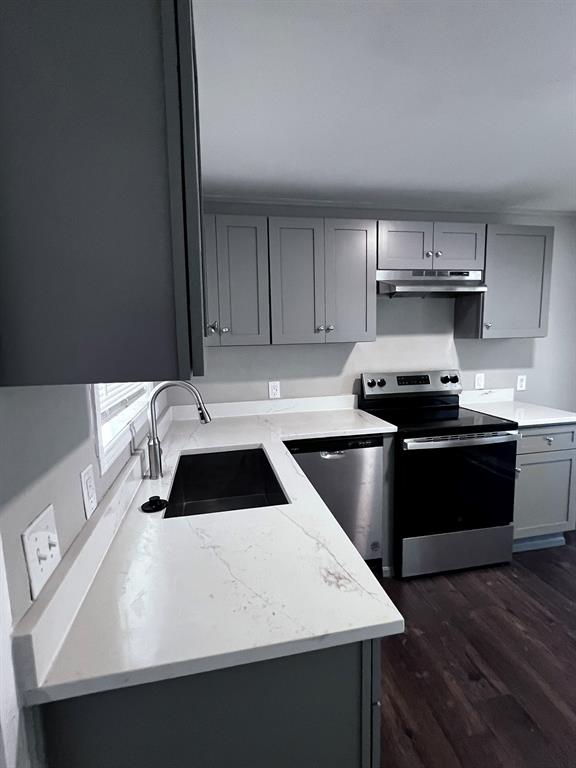 Freeman Heights - Residential Lease