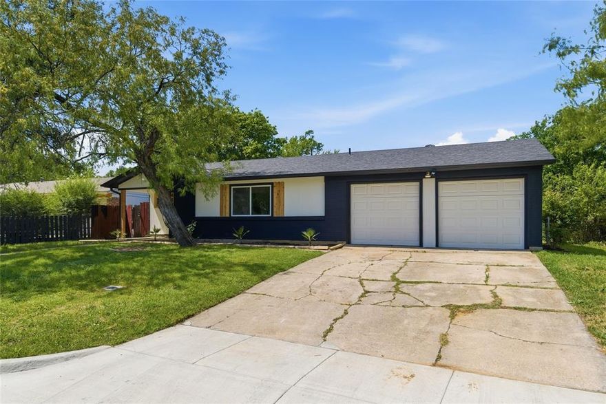 Welcome home to STYLE, SUBSTANCE and just the right amount of WOW! This beauty brings the charm and the UPGRADES, starting with a DESIGNER KITCHEN that's straight out of a magazine! It even offers BRAND NEW APPLIANCES for a modern and functional cooking experience. You’ll love the peace of mind that comes with a BRAND NEW ROOF and recent FOUNDATION REPAIRS that have already been completed. The only thing you should be stressing about is what to cook in that gorgeous kitchen! A TANKLESS WATER HEATER means endless hot showers, while LUXURY VINYL PLANK FLOORING throughout adds that perfect mix of style and durability. The UPDATED PRIMARY BATHROOM feels like your own private spa retreat. It's fresh, modern and ready for relaxation at the end of the day! Just look at that CUSTOM OVERSIZED SHOWER! And just when you think it can’t get better, there’s a FAMILY ROOM tucked in the back. It's the perfect space for movie nights, game days, a playroom or your own dream flex space! Stylish upgrades, smart improvements and spaces that fit your life. This one is ready to WELCOME you HOME!