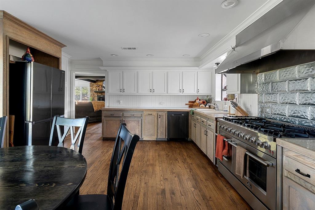 Casa Linda Highlands - Residential