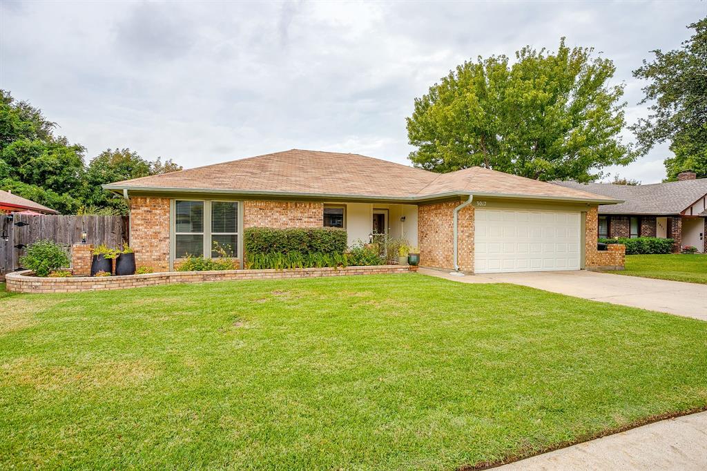 3017 Bluebonnet Lane