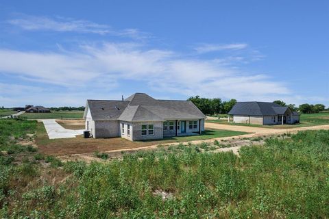 A home in Lone Oak