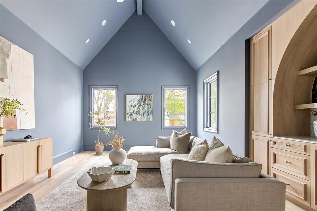 Inwood Road Estates - Residential