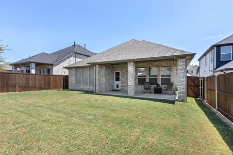 A home in Oak Point