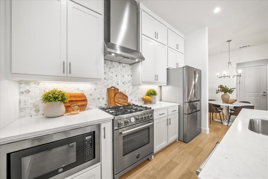 Main 7 Townhome Addition - Residential