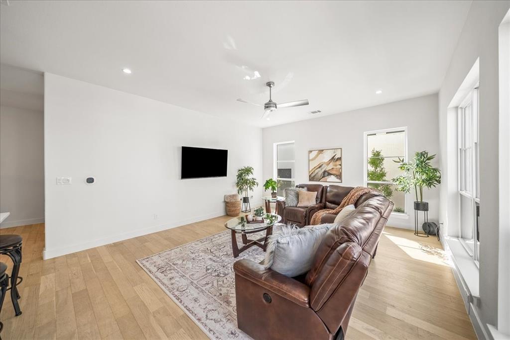 Main 7 Townhome Addition - Residential