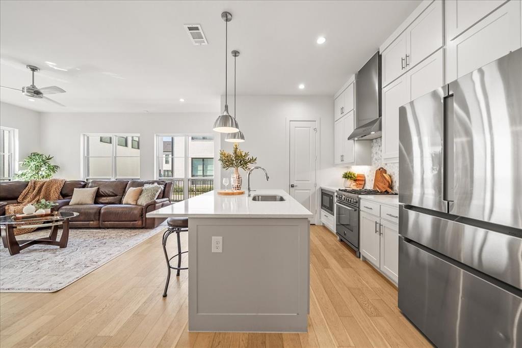 Main 7 Townhome Addition - Residential