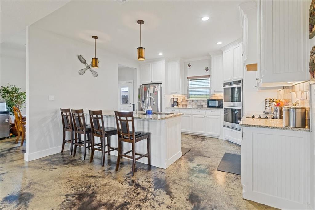 Springtown, Texas 76082, United States, 4 Bedrooms Bedrooms, ,3 BathroomsBathrooms,Residential,Active,178092