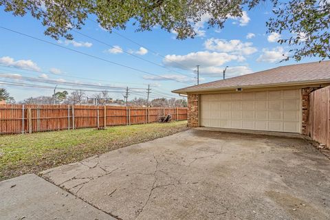 A home in Lewisville