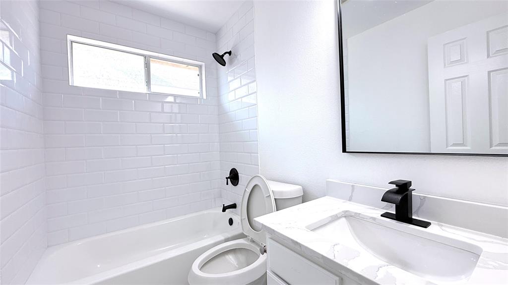 Preston Vineyards IV Ph One - Residential Lease