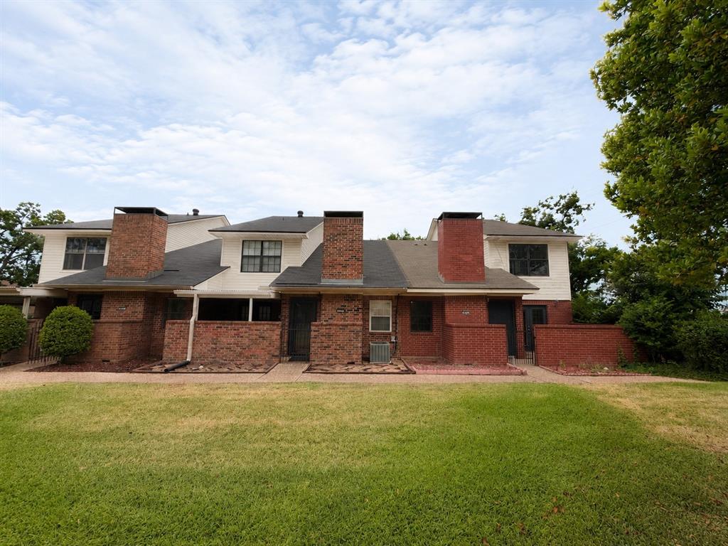 3634 Greenacres Place Drive 261