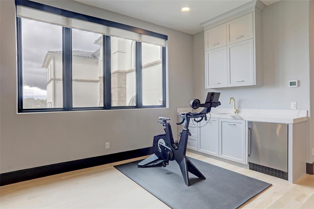 The Lakes On Legacy Drive Ph II - Residential