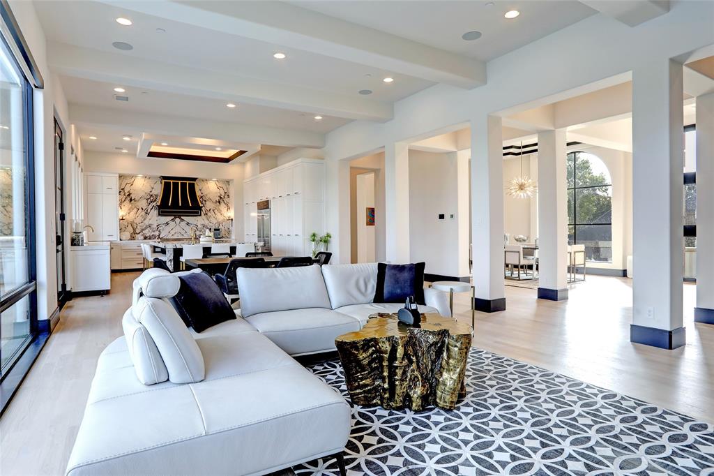 The Lakes On Legacy Drive Ph II - Residential