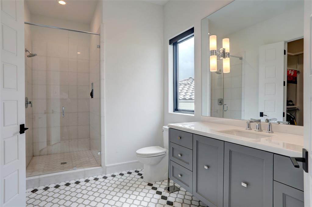 The Lakes On Legacy Drive Ph II - Residential