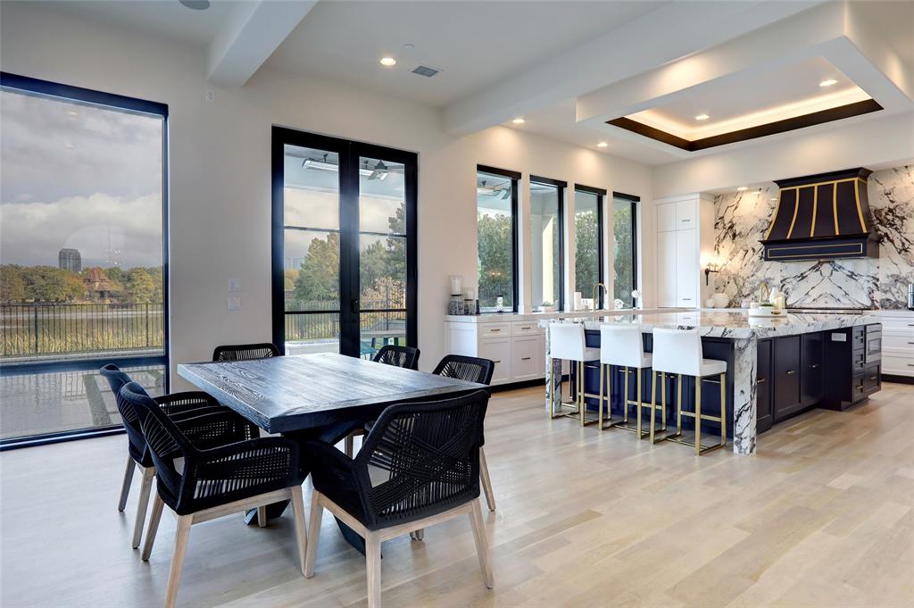 The Lakes On Legacy Drive Ph II - Residential