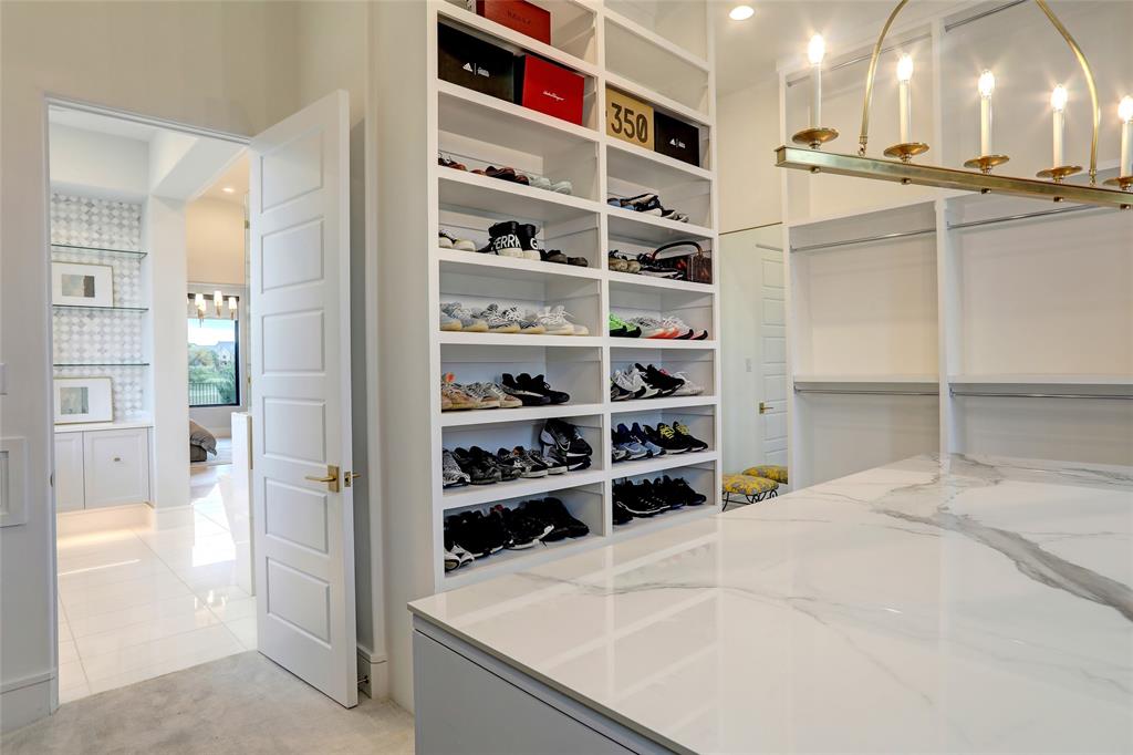 The Lakes On Legacy Drive Ph II - Residential