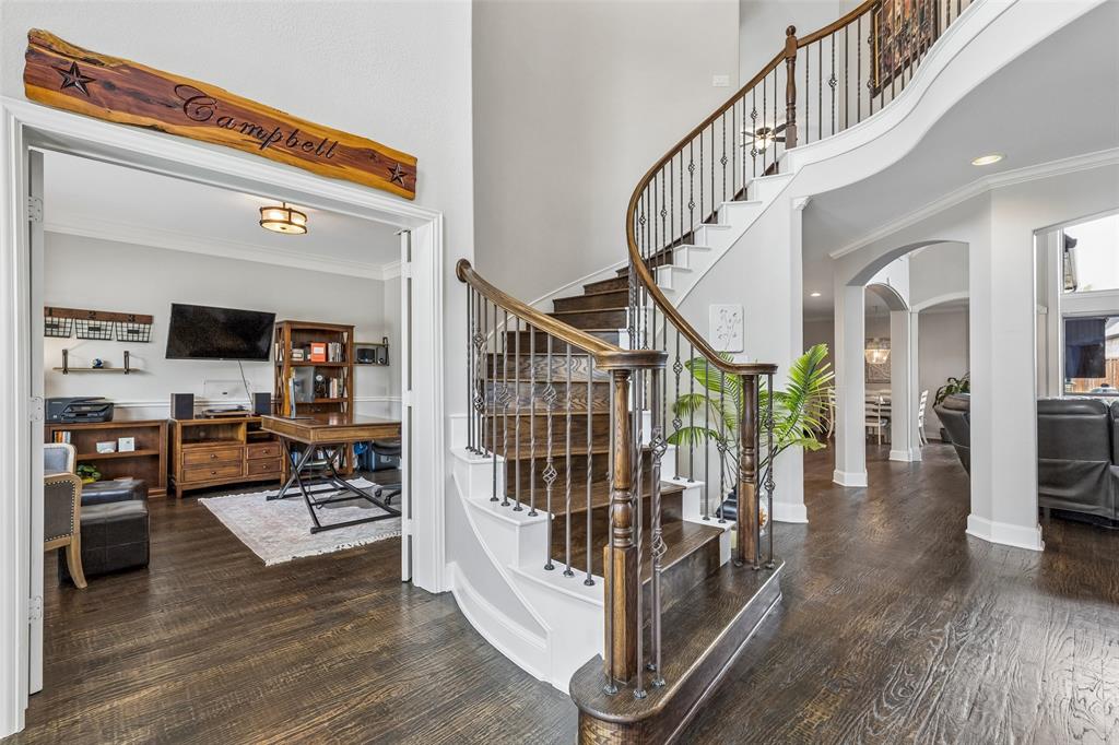 5016 Apache Circle