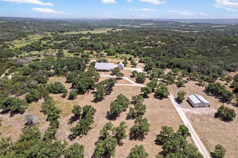 A home in Glen Rose