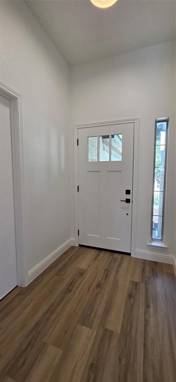 8194 Waterside Trail