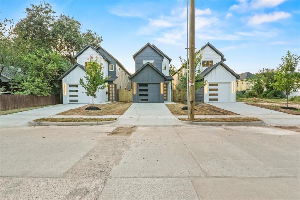 Lincoln Manor - Residential