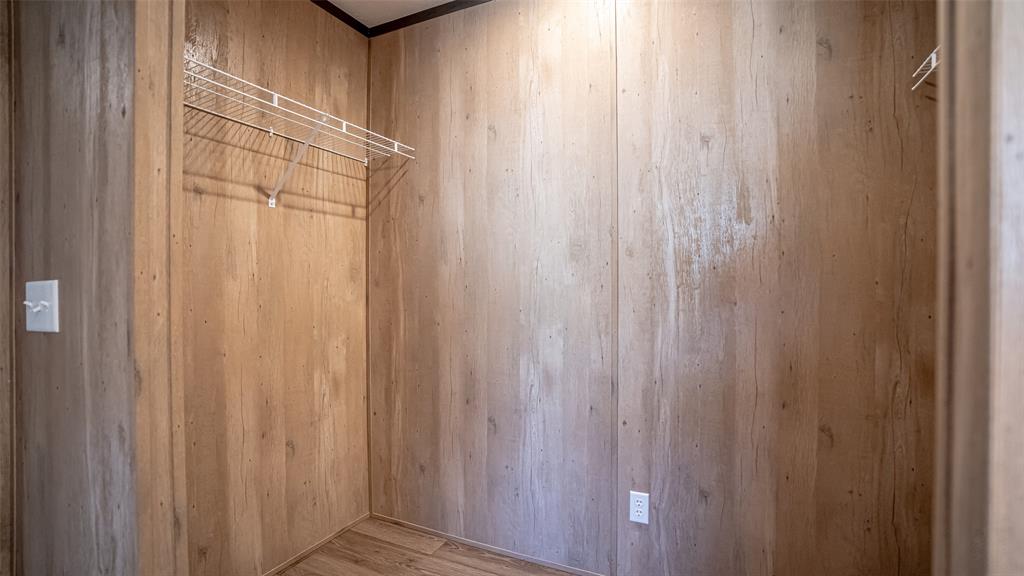 Oak Trail Shores Sec F - Residential