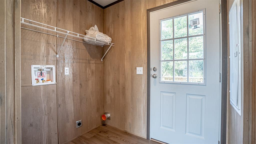 Oak Trail Shores Sec F - Residential