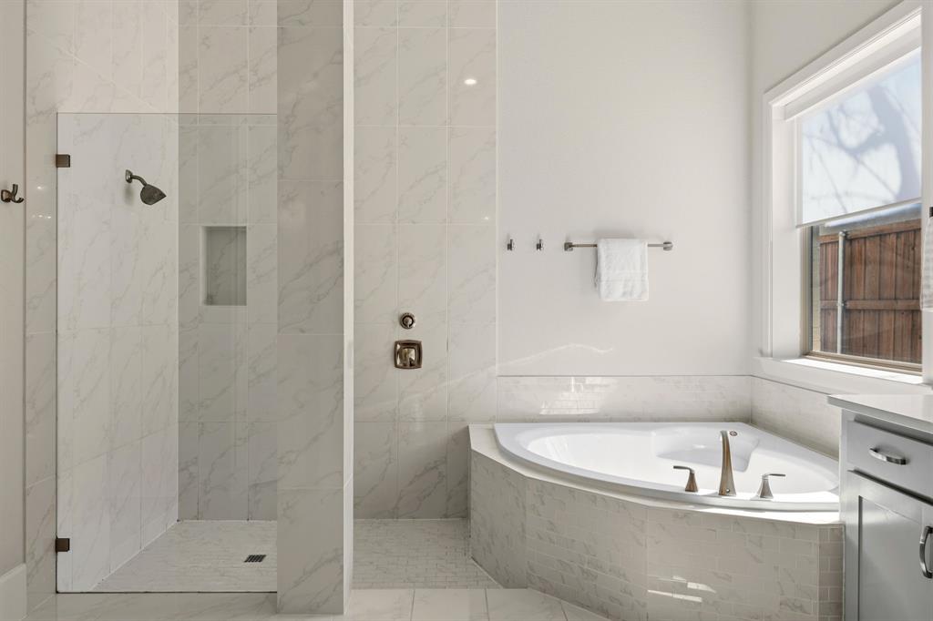 Linwood Place - Residential