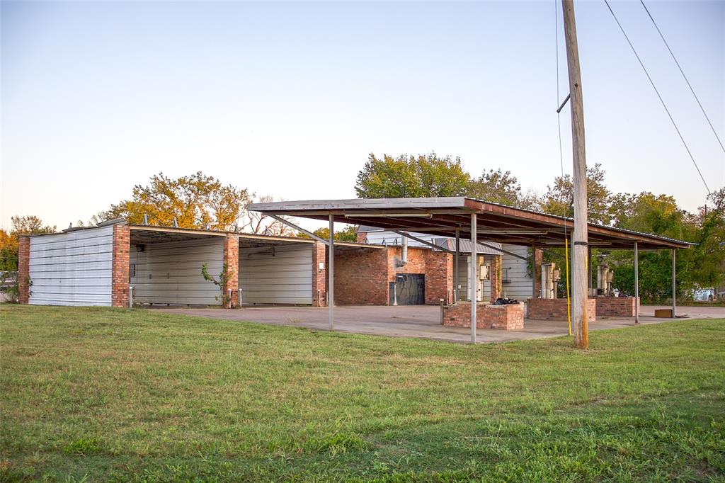 1300 Stonewall Street