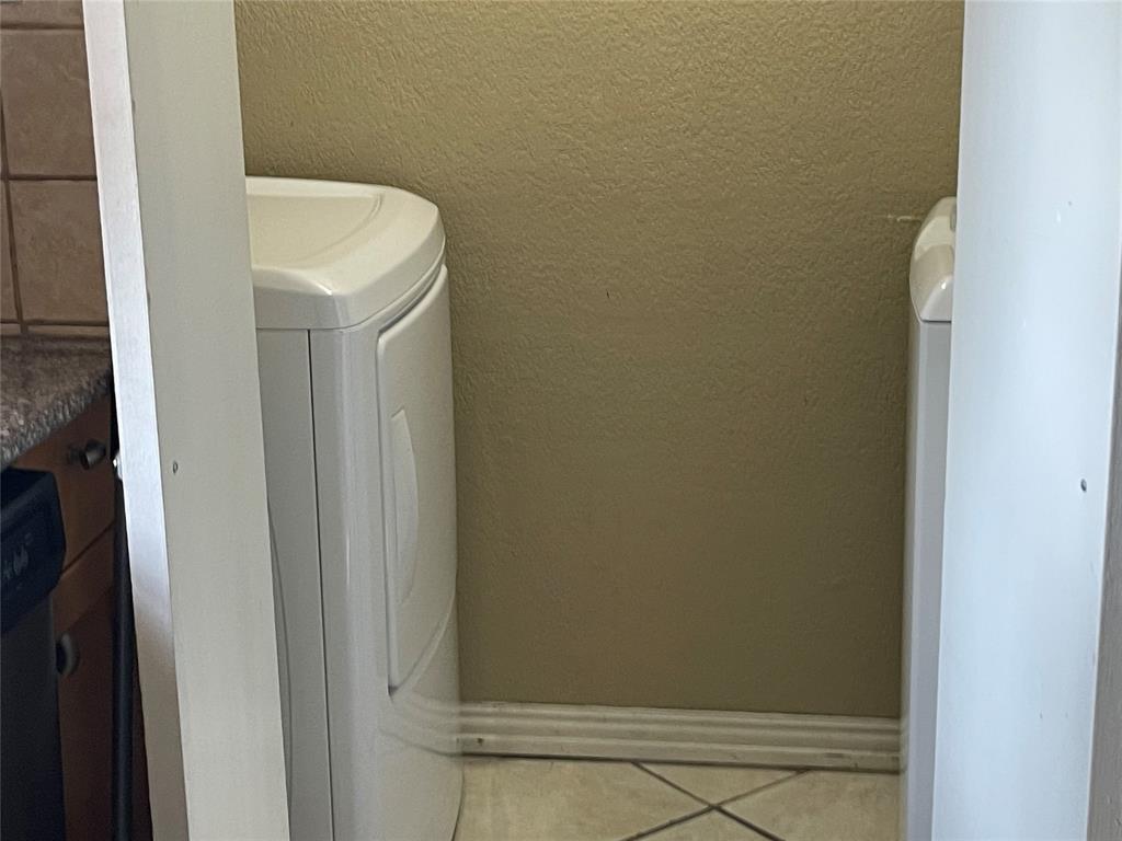 Preston Place Twnhms - Residential Lease