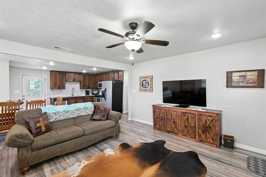 130 County Rd 4774