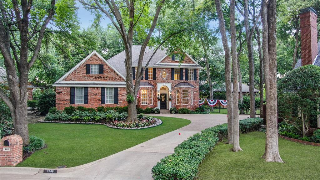 2600 Woodland Court