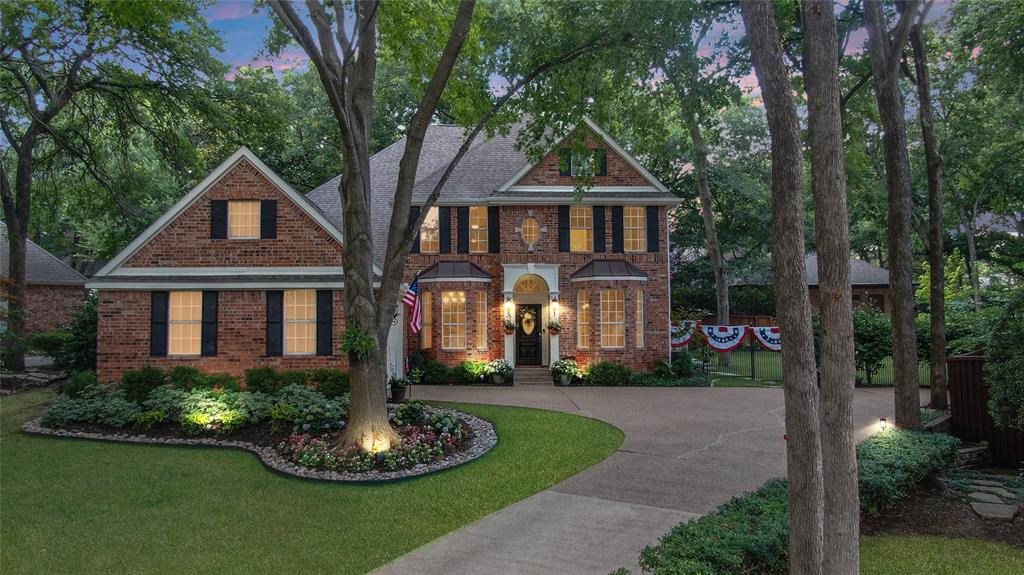 2600 Woodland Court