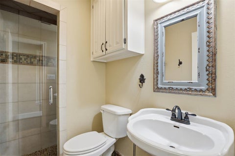 Tiny photo for 11816 River View Way, Fort Worth, TX 76008 (MLS # 21326775)