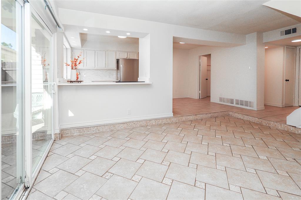 Shorewood Park Estates Condos - Residential Lease